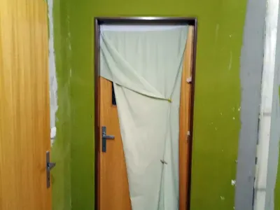 Montáž rohových lišt na stěny – Hradec Králové