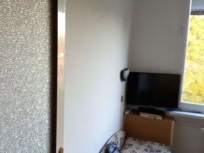 Původní stav bytového jádra před rekonstrukcí v Hradci Králové