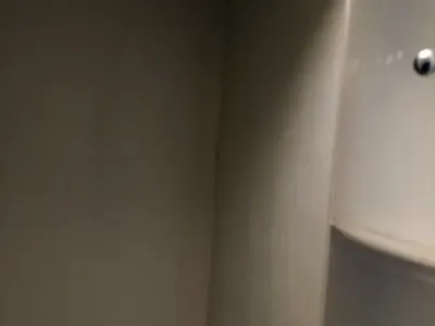 Původní stav bytového jádra před rekonstrukcí v Hradci Králové