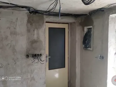 Instalace rozvaděče a jeho zapracování do stěny