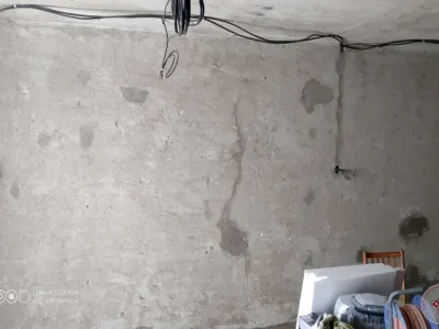 Omítkářské opravy po elektroinstalaci